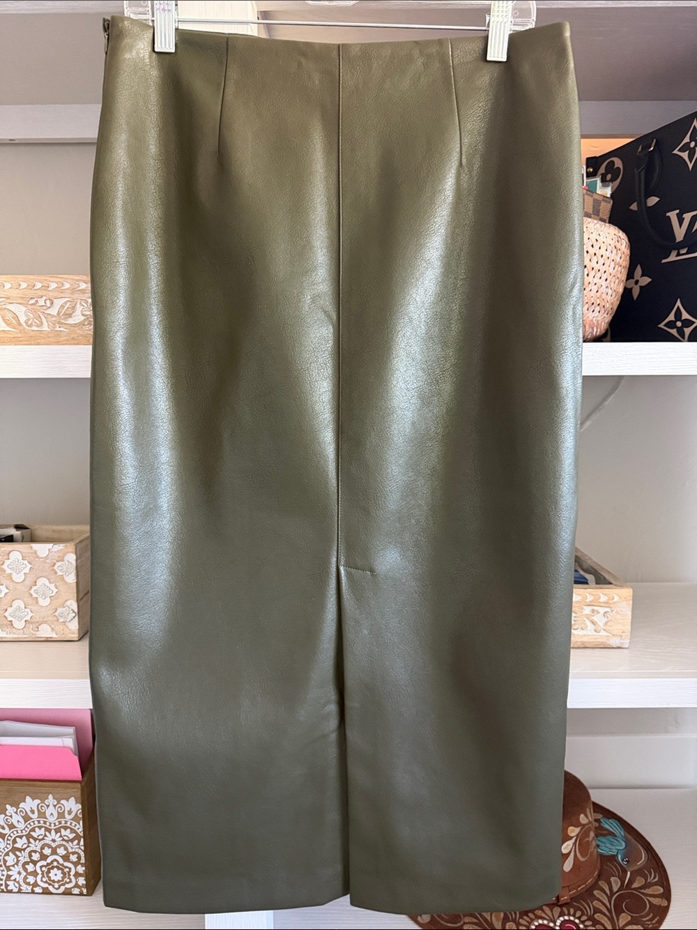 New beautiful Mango Olive Green Faux Leather Pencil Skirt! Size 8